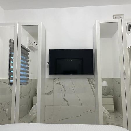 Best Apartment Tel Aviv Center 50Meters From The Beach Екстер'єр фото